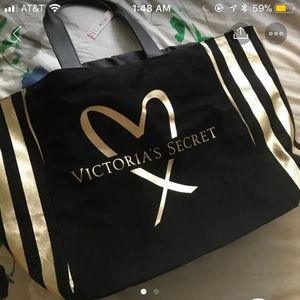 BRAND NEW Victoria’s Secret tote bag